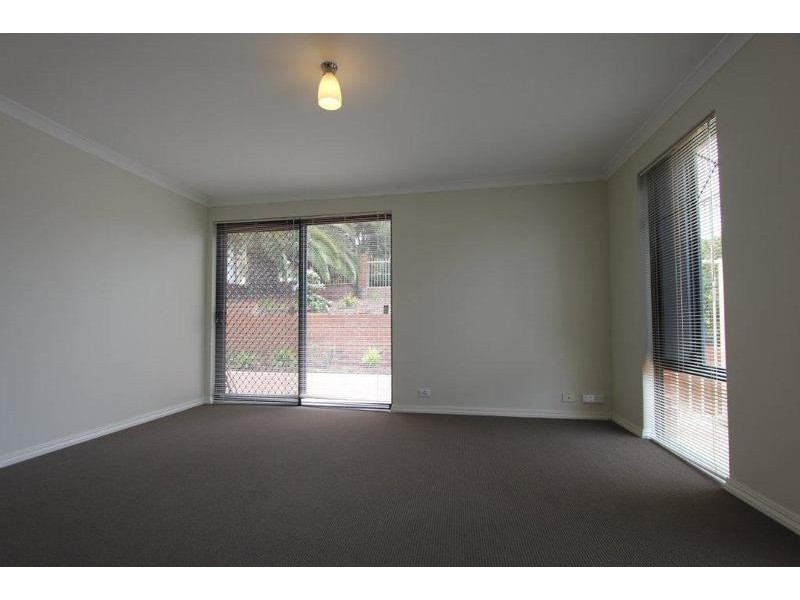 1/33 Langley Road, Bayswater WA 6053