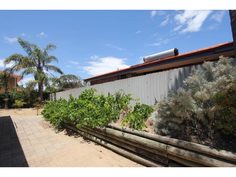 2 Mapleton Place, Duncraig WA 6023