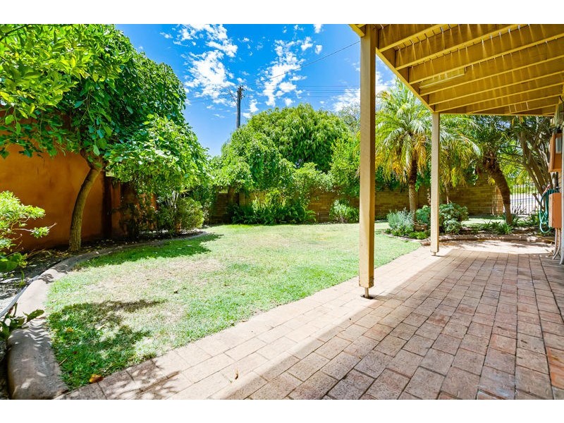 27 Roseberry Avenue, South Perth WA 6151