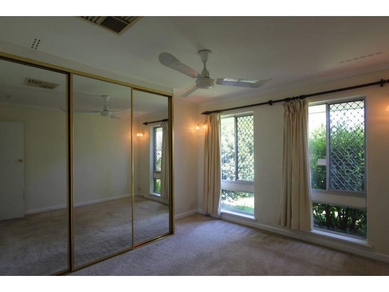 16 Morago Crescent, Cloverdale WA 6105