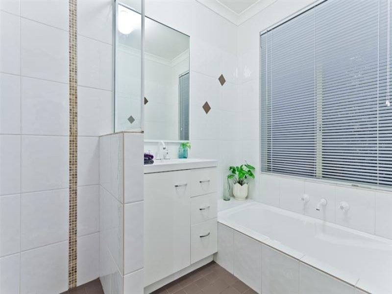 29 Slater Court, Kardinya WA 6163