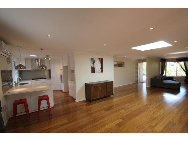 25B Raymond Street, Mount Pleasant WA 6153