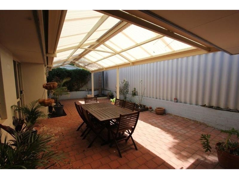 25B Raymond Street, Mount Pleasant WA 6153