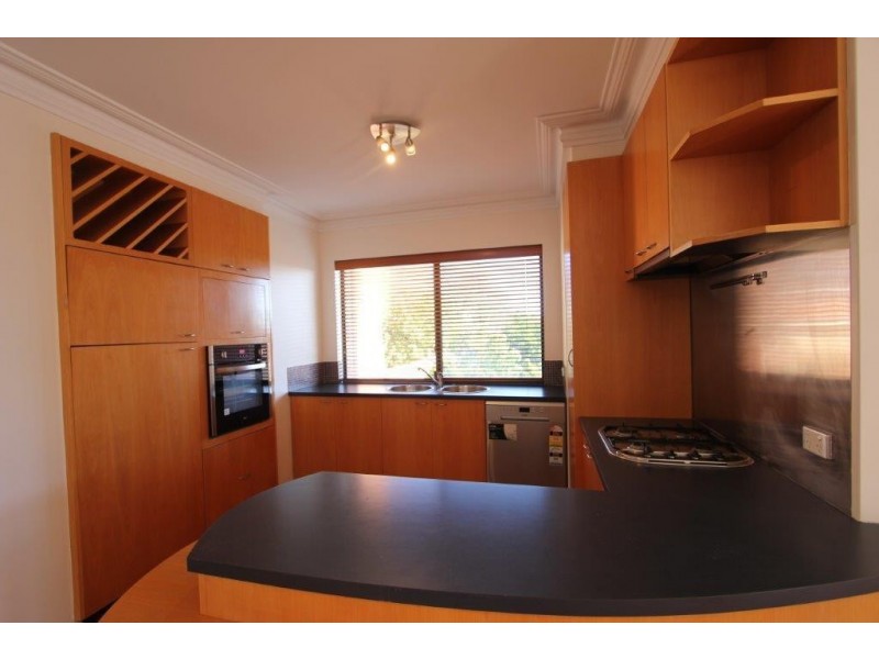 3/32 Onslow Street, South Perth WA 6151