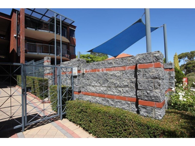 3/32 Onslow Street, South Perth WA 6151