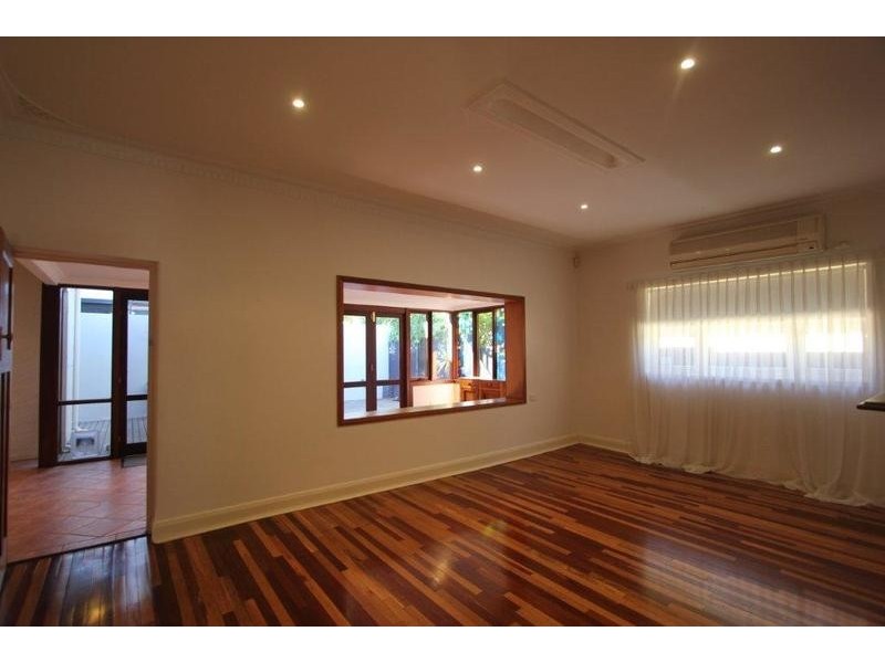 220  Harborne Street, Wembley WA 6014