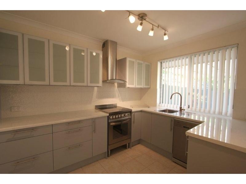 A/2 Ashton Place, Leeming WA 6149