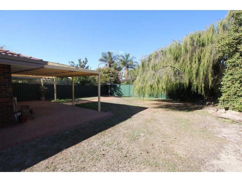 A/2 Ashton Place, Leeming WA 6149