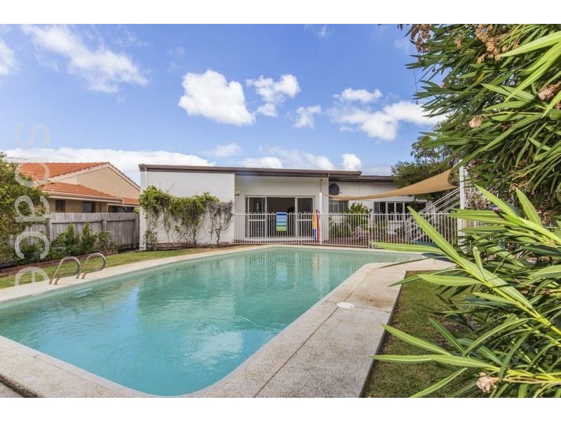 3 Dodonia Gardens, City Beach WA 6015