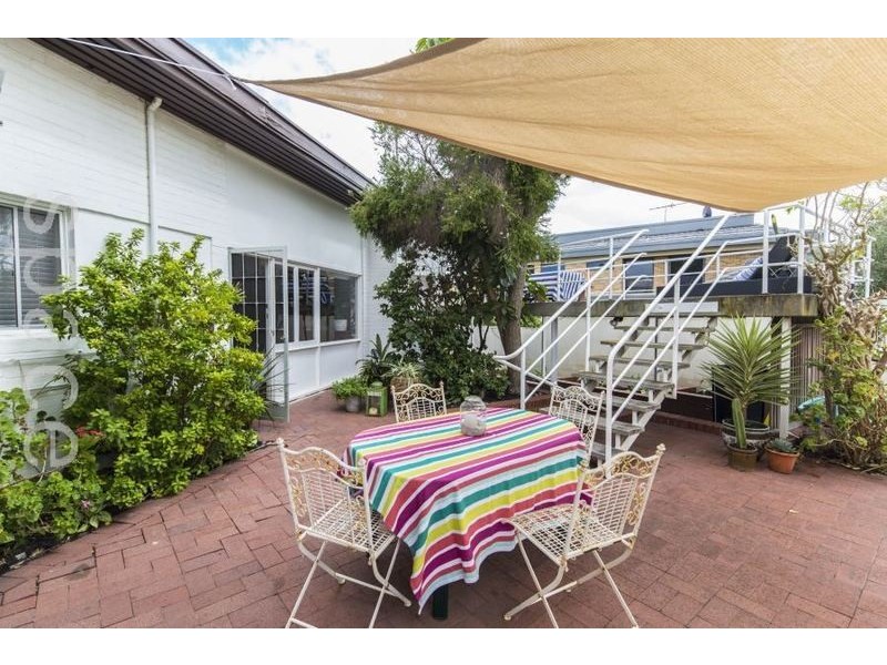 3 Dodonia Gardens, City Beach WA 6015