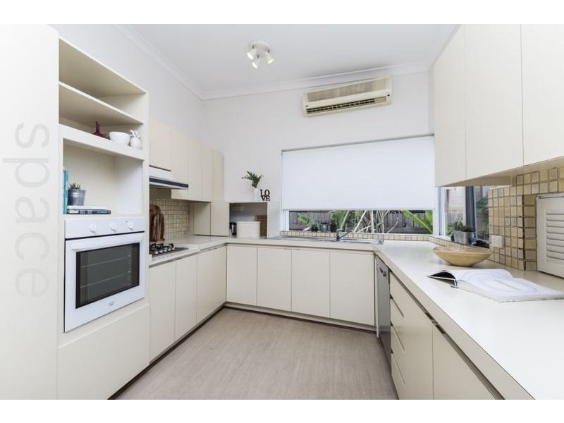 3 Dodonia Gardens, City Beach WA 6015