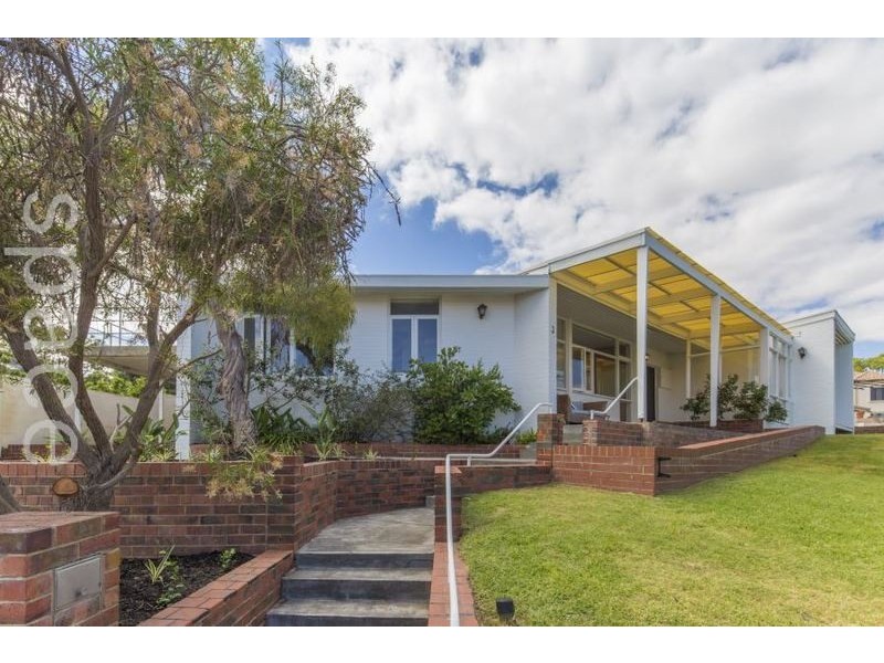 3 Dodonia Gardens, City Beach WA 6015