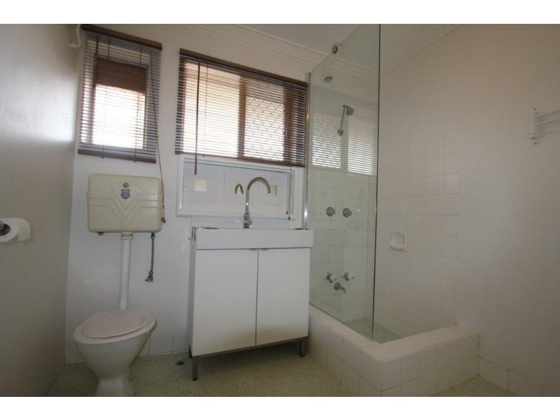 10/13 Grant Place, Bentley WA 6102