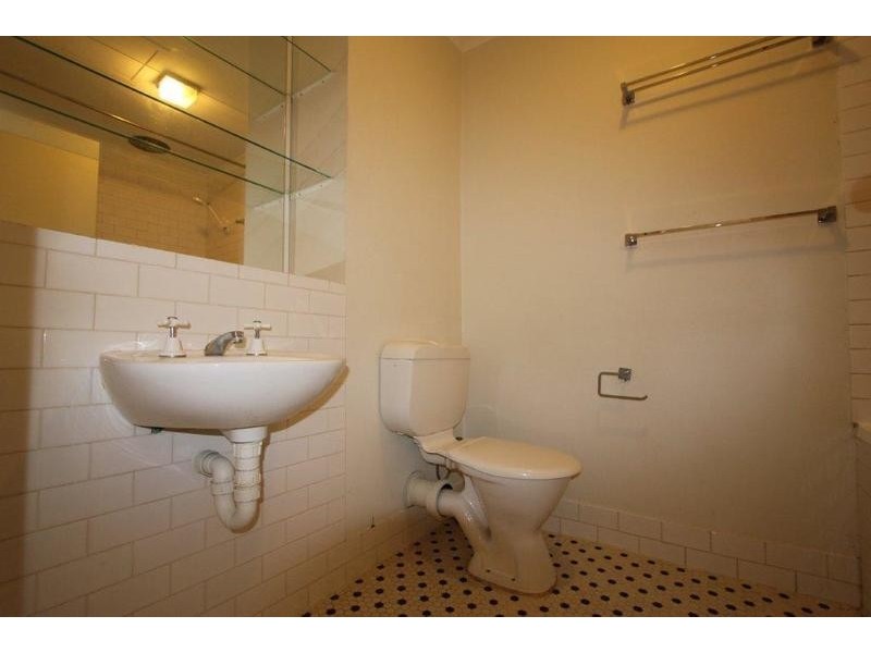 6 Little Shenton Lane, Northbridge WA 6003