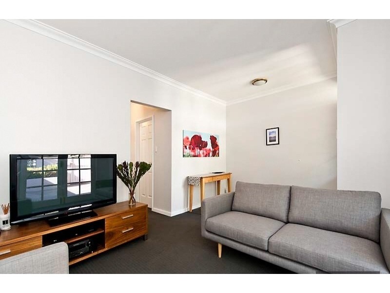 C/4 Stuart Street, Perth WA 6000