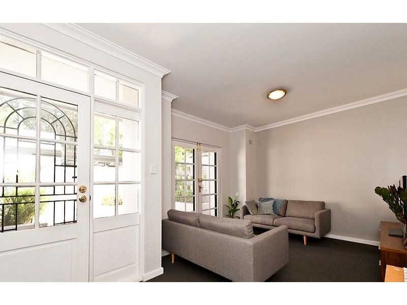 C/4 Stuart Street, Perth WA 6000