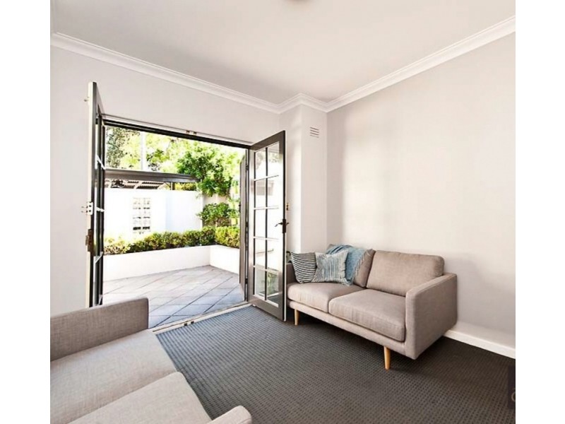 C/4 Stuart Street, Perth WA 6000