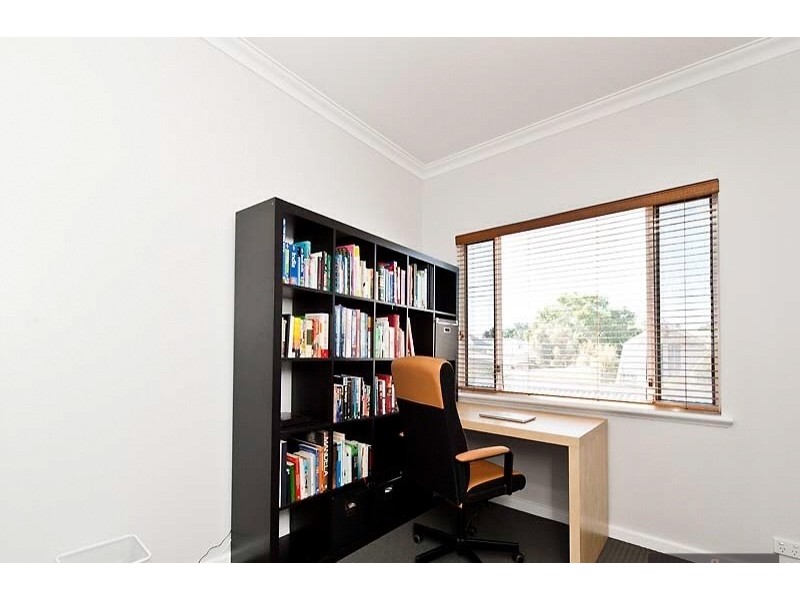 C/4 Stuart Street, Perth WA 6000