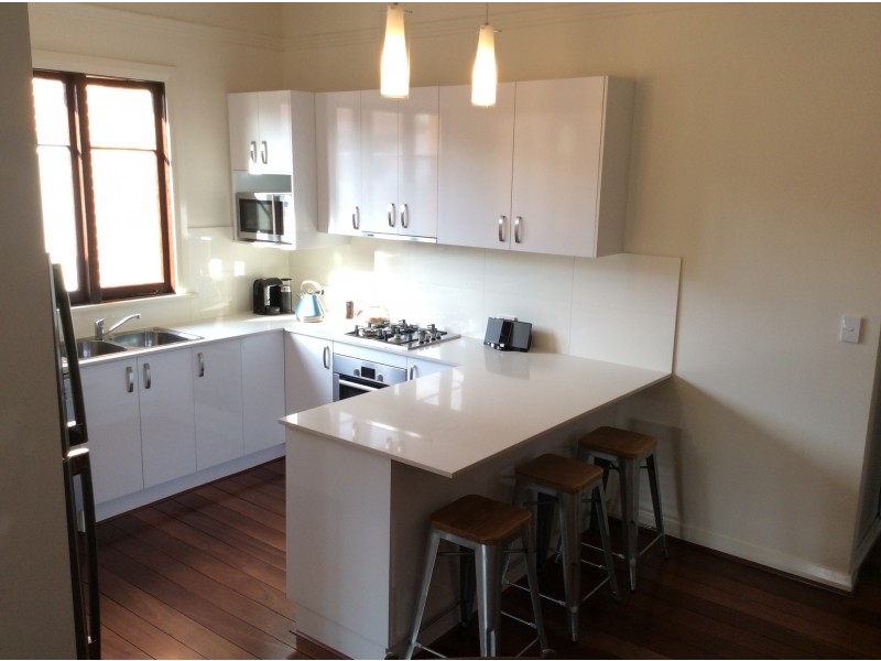 14 Dundas Road, Inglewood WA 6052