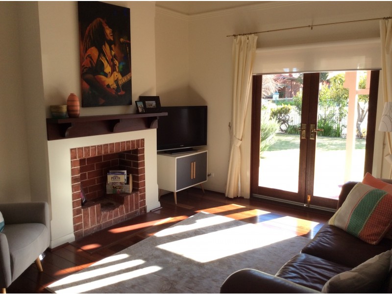 14 Dundas Road, Inglewood WA 6052