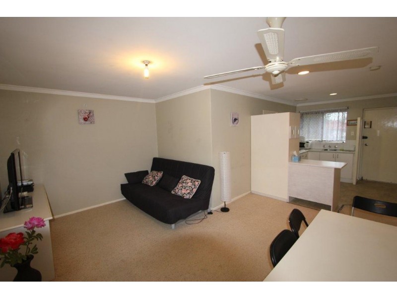 15/1051 Albany Highway, St James WA 6102