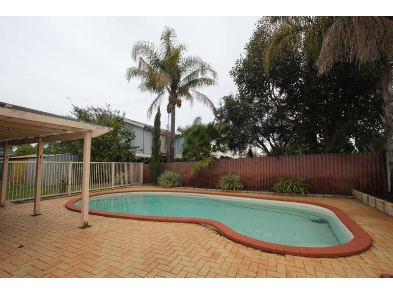 6 Larmer Place, Bull Creek WA 6149