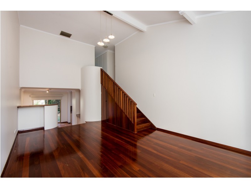 77C Comer Street, Como WA 6152