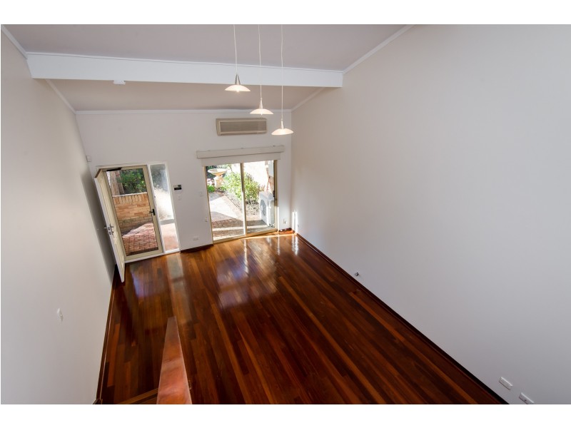 77C Comer Street, Como WA 6152