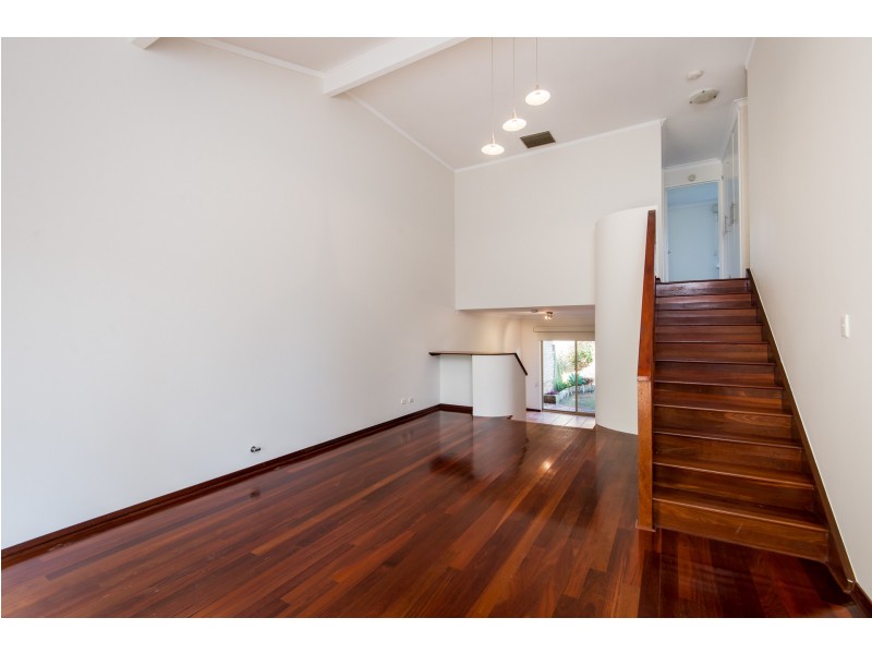 77C Comer Street, Como WA 6152