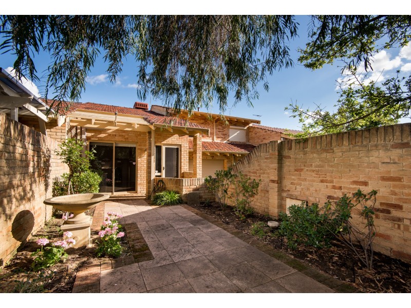 77C Comer Street, Como WA 6152