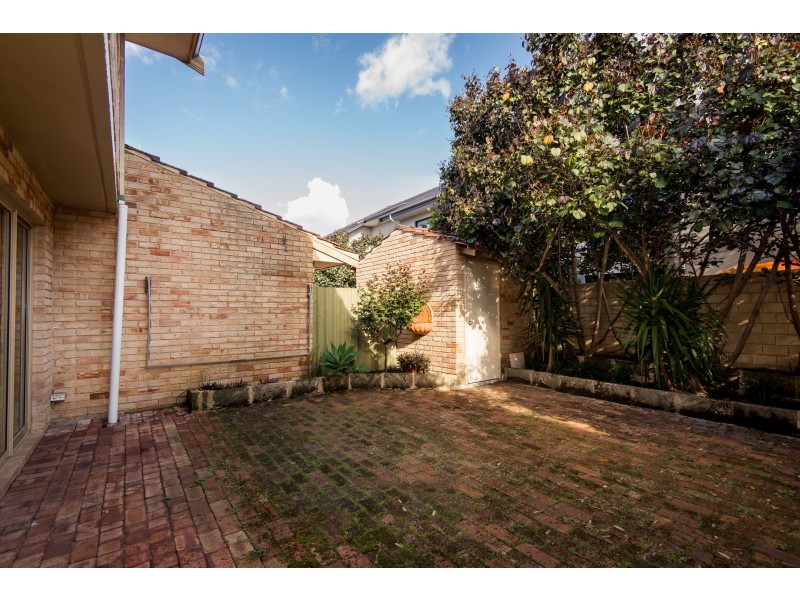 77C Comer Street, Como WA 6152