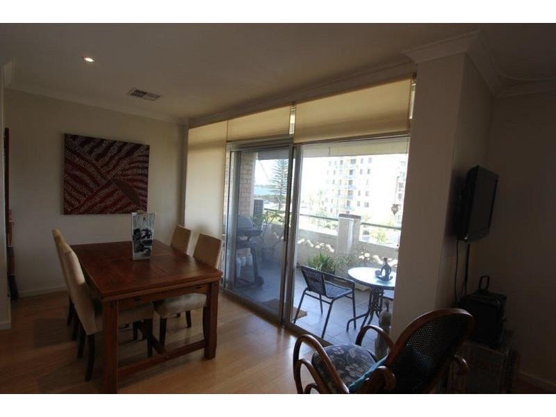 11/6 Hardy Street, South Perth WA 6151