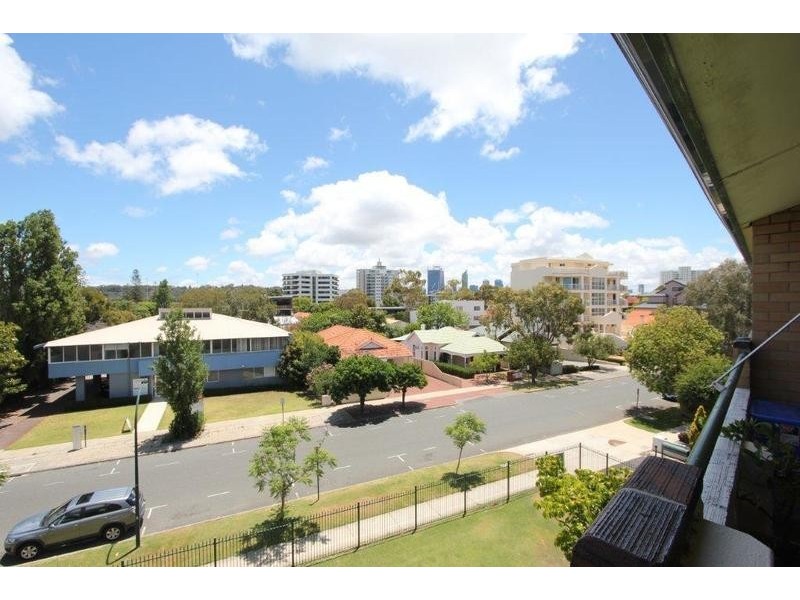 11/6 Hardy Street, South Perth WA 6151