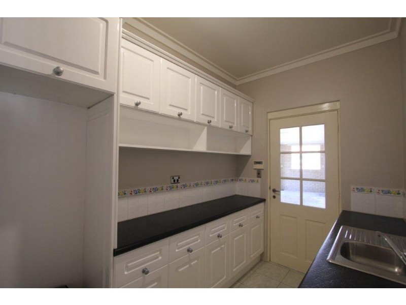 27 Neesham Street, Booragoon WA 6154