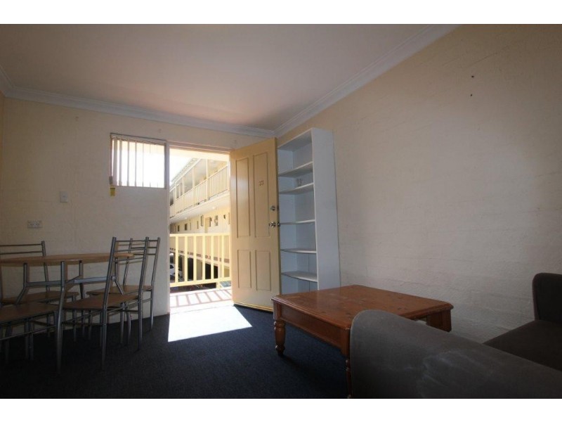 13/22 Nile Street, East Perth WA 6004