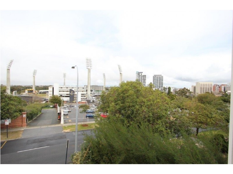 3/14 Waterloo Crescent, East Perth WA 6004