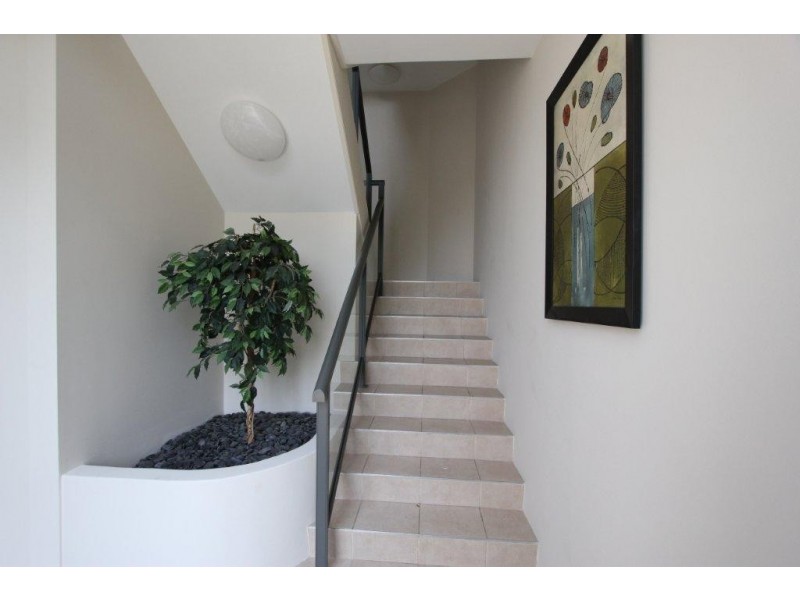 3/14 Waterloo Crescent, East Perth WA 6004