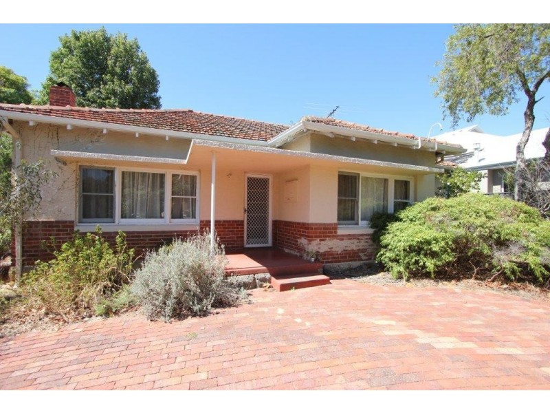 4 Ruth Street, Como WA 6152