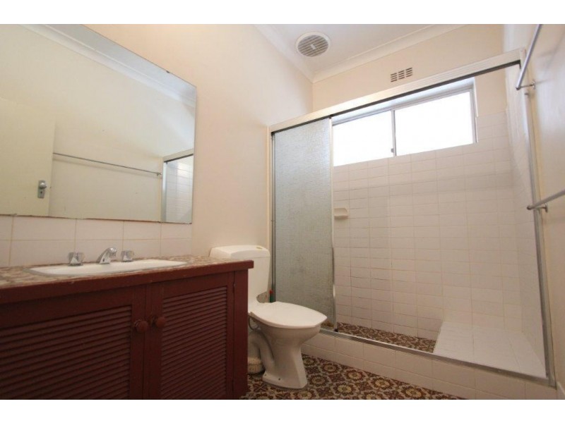 4 Ruth Street, Como WA 6152