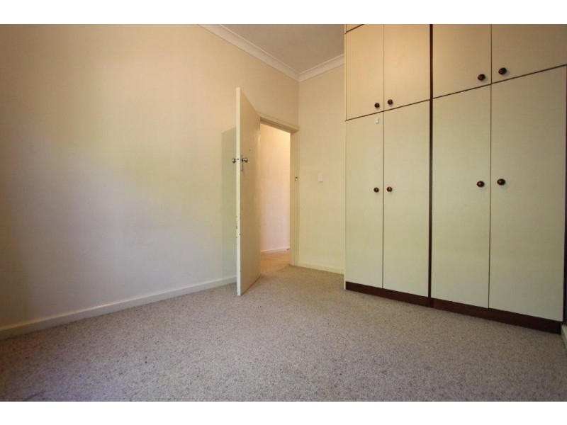 4 Ruth Street, Como WA 6152