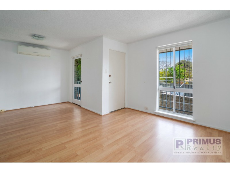 1/28 Greenock Avenue, Como WA 6152