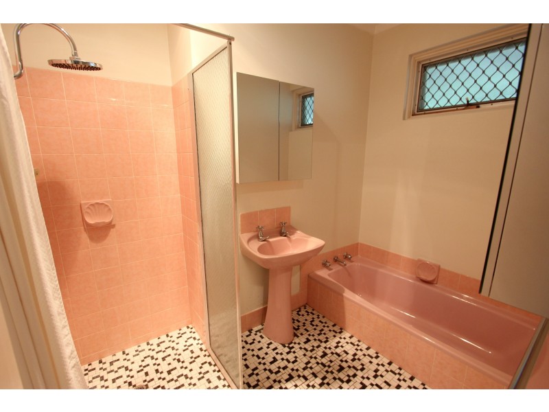 15 Satellite Place, Carlisle WA 6101