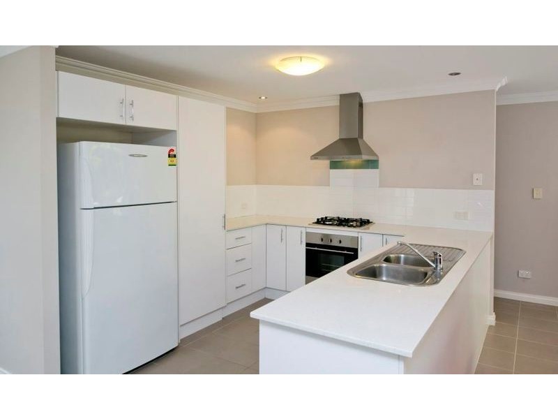 1/2 Knave Lane, Innaloo WA 6018