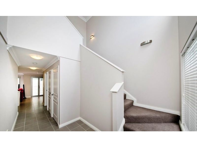 1/2 Knave Lane, Innaloo WA 6018