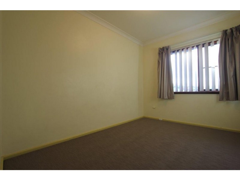 2/4 Lawrence Street, Como WA 6152