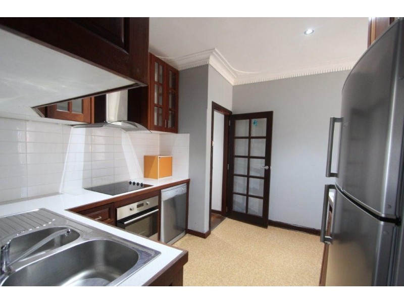 81 Edgecumbe Street, Como WA 6152