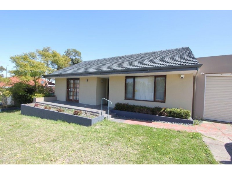 81 Edgecumbe Street, Como WA 6152