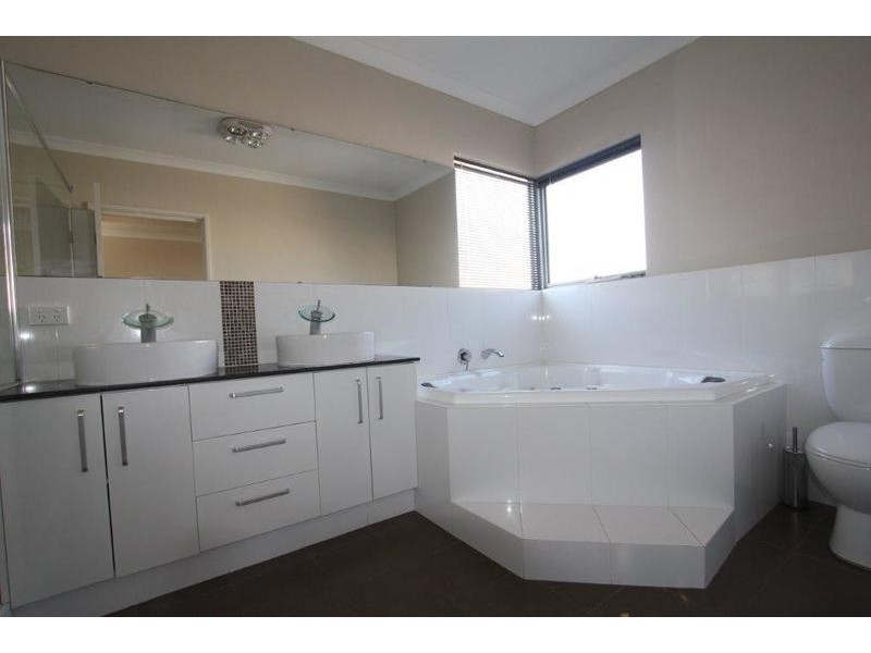 B/78 Edgecumbe Street, Como WA 6152