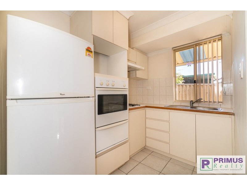 B/34 Lawson Street, Bentley WA 6102