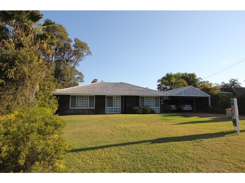 19 Newcombe Way, Padbury WA 6025